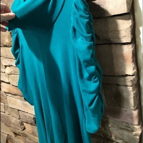 New directions size medium ruffle sleeve shirt - Picture 4 of 14